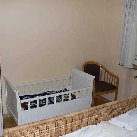 One-bedroom 1 Apartment *