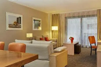 Apartment One-bedroom 1 *